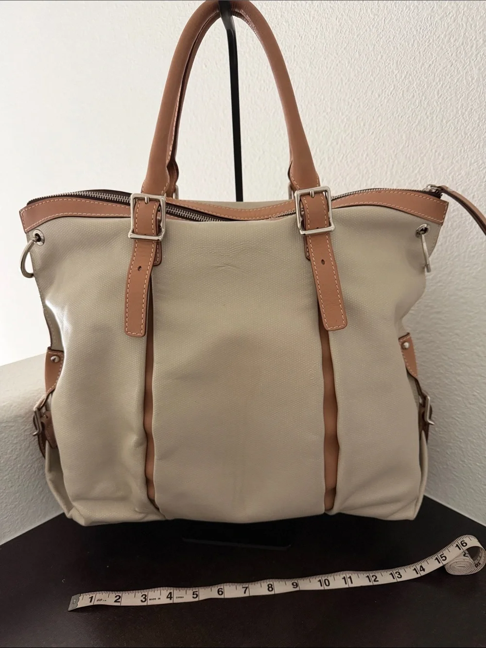 Tous vintage spacious